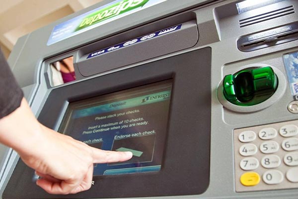 Keuntungan Menggunakan Kartu ATM